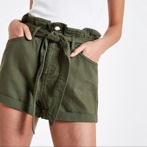 NWOT River Island Natural Khaki Paperbag Shorts